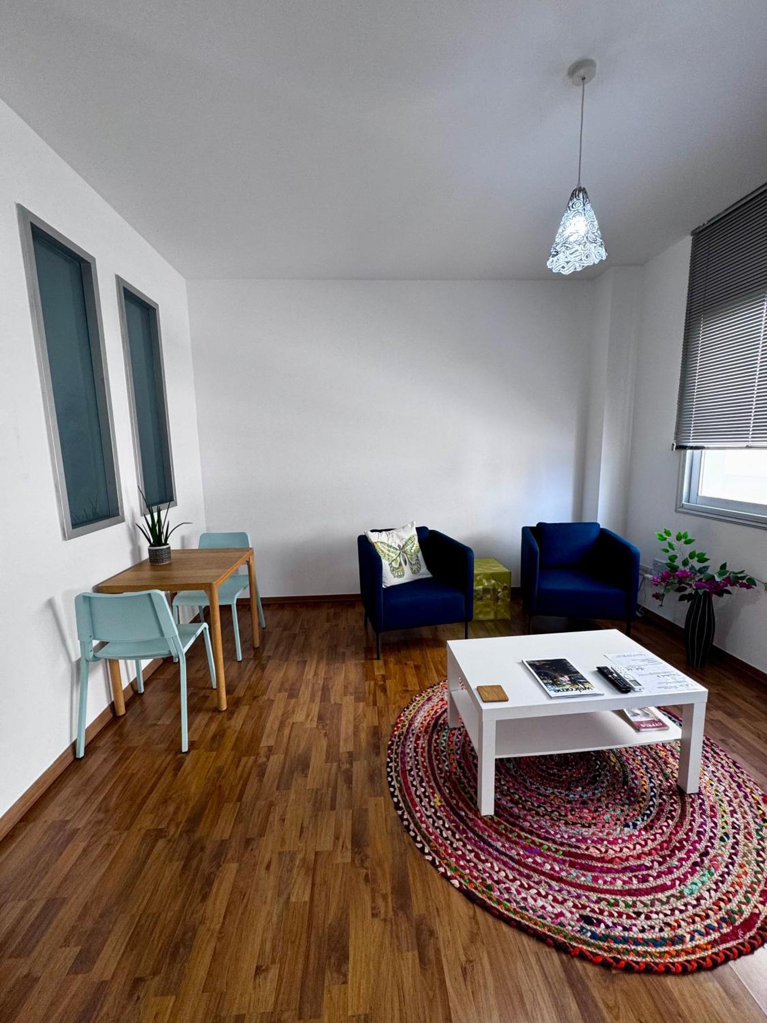 Lovely Studio Apartment In Pafos 外观 照片
